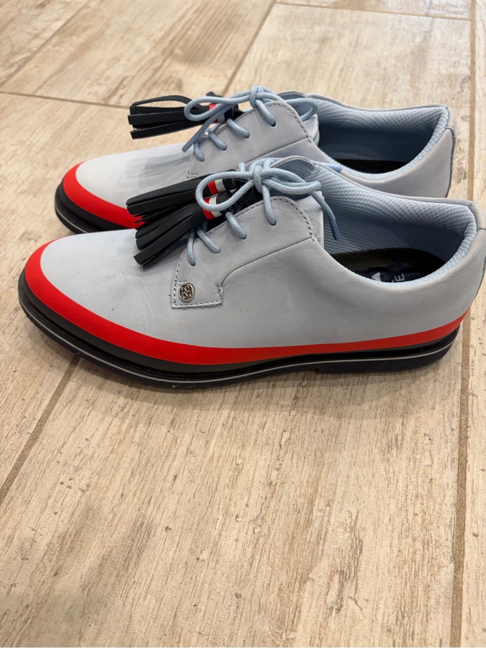 G/FORE GALLIVANTER NUBUCK LEATHER TUXEDO GOLF SHOE